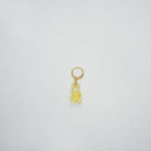 Lade das Bild in den Galerie-Viewer, JELLY BABY YELLOW HOOP
